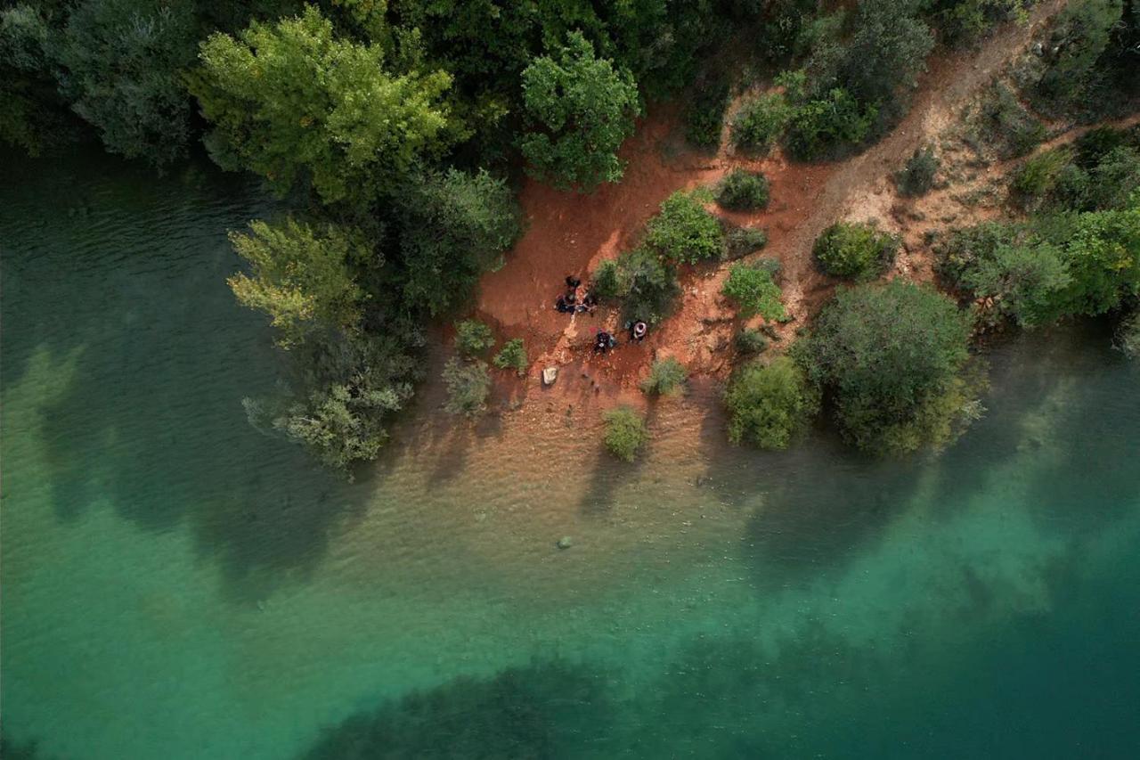 Votre Cocon En Pierre Et Son Spa En Option Gite Le Repos Des Chenes เรกูส ภายนอก รูปภาพ